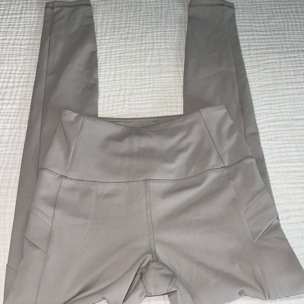 Avalanche‎ Women's Gray High-Waisted Leggings